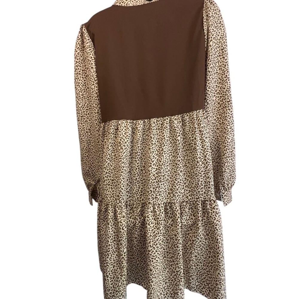 Emery Rose Leopard Print Babydoll Dress Brown Sleeves Tiered Casual SZ L - Picture 2 of 16